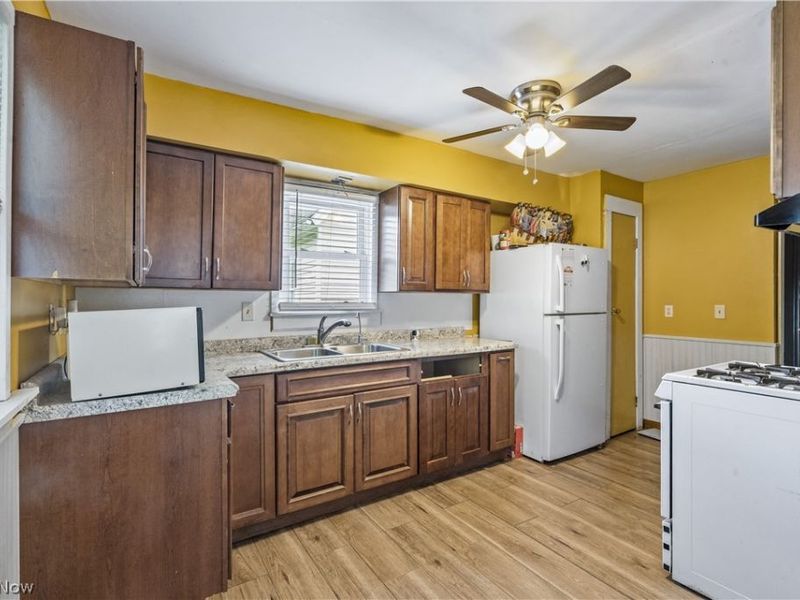 1175 Robert Avenue NW, Warren, OH 44485 Photo 8