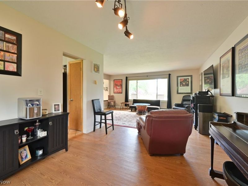 North Ridgeville, OH 44039 Photo 10