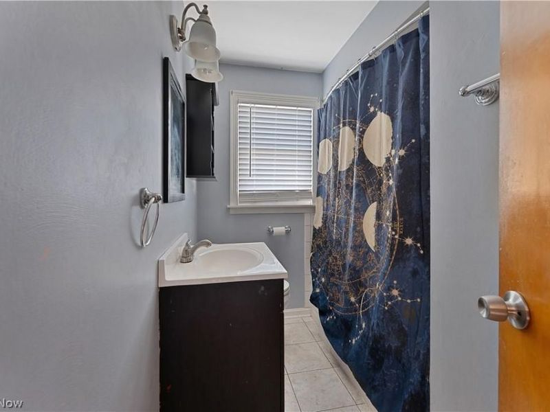 263 S Main Street, Youngstown, OH 44515 Photo 12