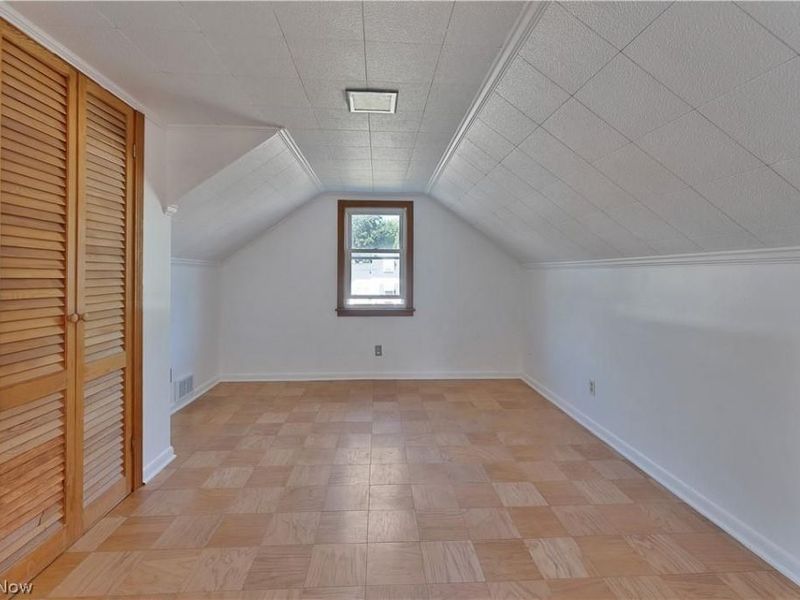 263 S Main Street, Youngstown, OH 44515 Photo 15