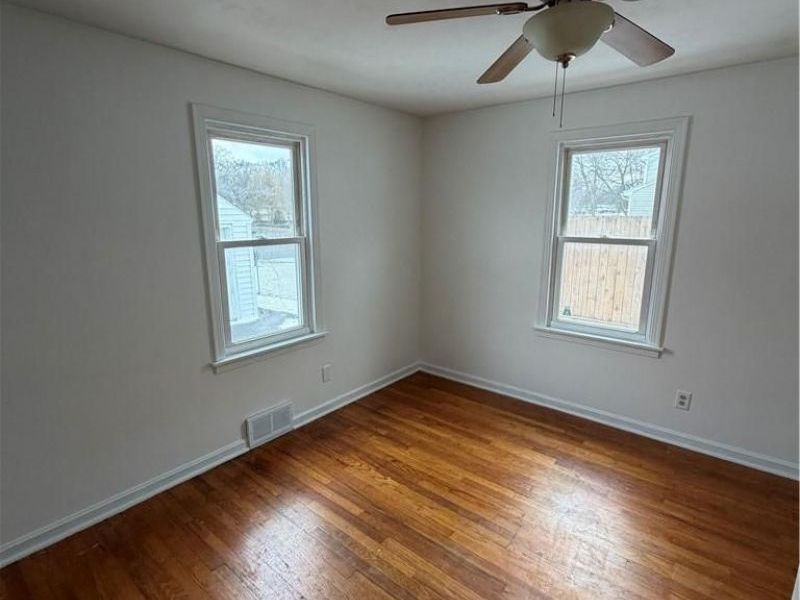 263 S Main Street, Youngstown, OH 44515 Photo 9
