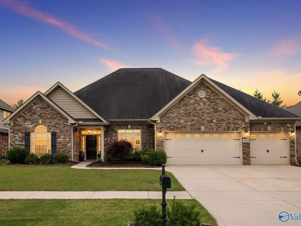 4412 SE Coatsbridge Drive, Owens Cross Roads, AL 35763