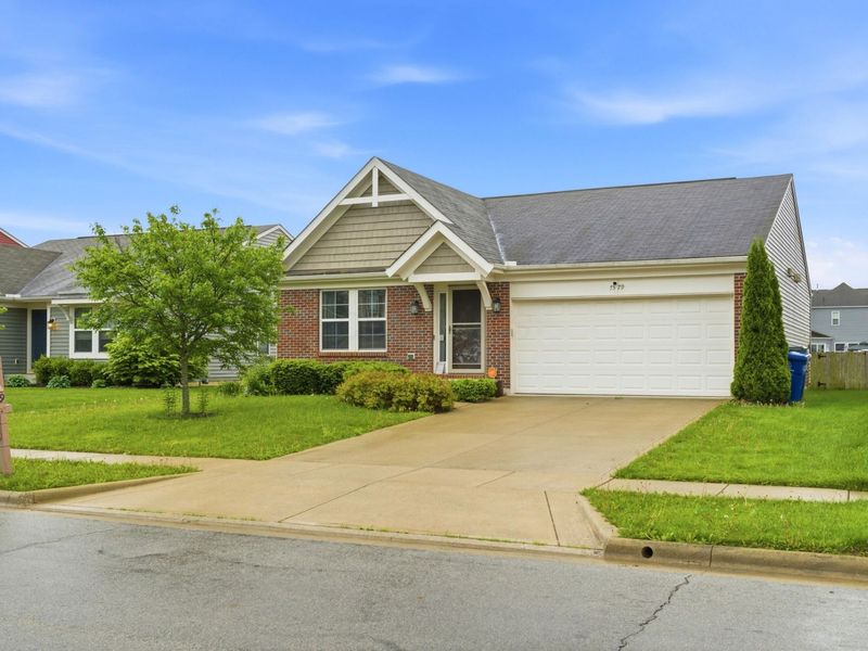 7579 Maple Trunk Drive, Canal Winchester, OH 43110 Photo 5