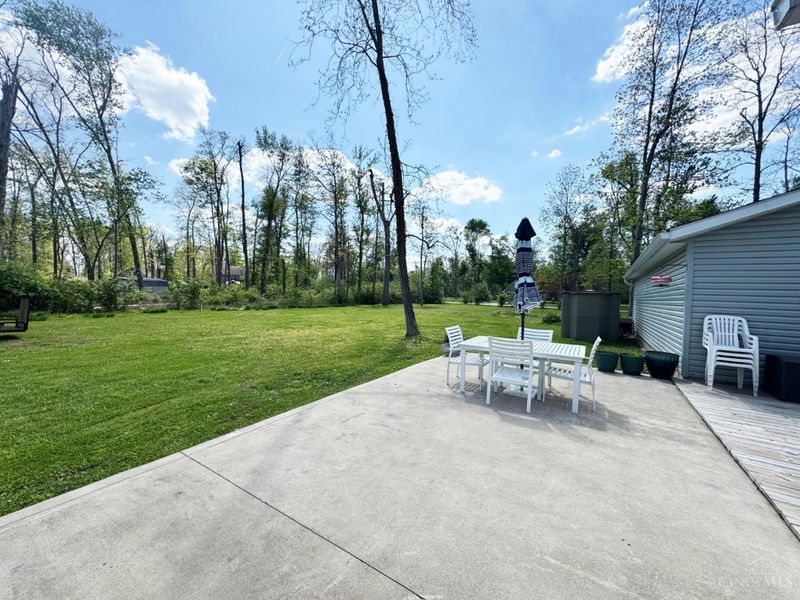 93 Lorelei Drive, Perry Twp, OH 45118 Photo 5
