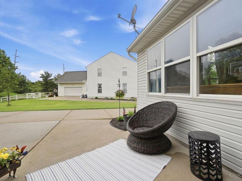 1447 Stableview Circle, Hamilton Twp, OH 45039 Photo 35