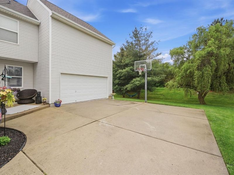 1447 Stableview Circle, Hamilton Twp, OH 45039 Photo 36