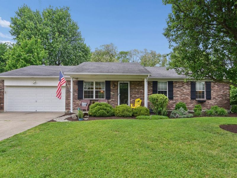 328 Nightwind Drive, Maineville, OH 45039 Photo 1