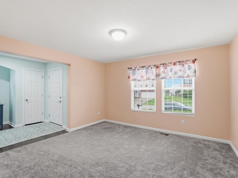5230 Crested Owl Court, Hamilton Twp, OH 45152 Photo 19