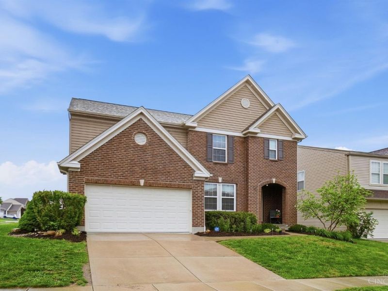 5230 Crested Owl Court, Hamilton Twp, OH 45152 Photo 2