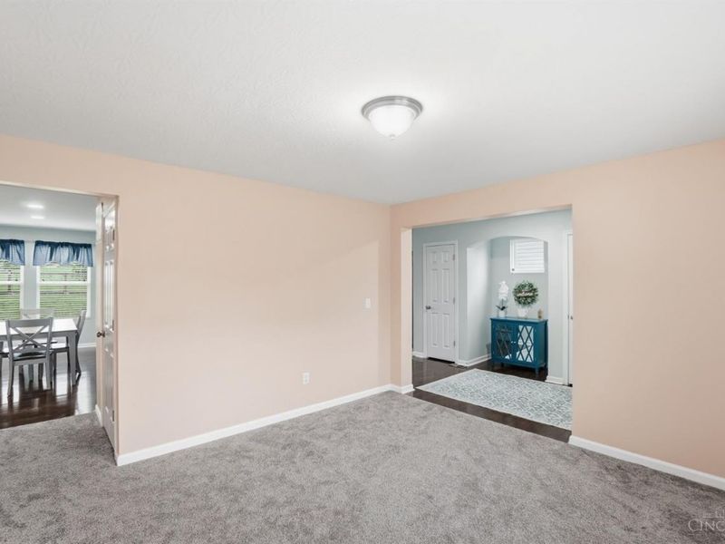 5230 Crested Owl Court, Hamilton Twp, OH 45152 Photo 20