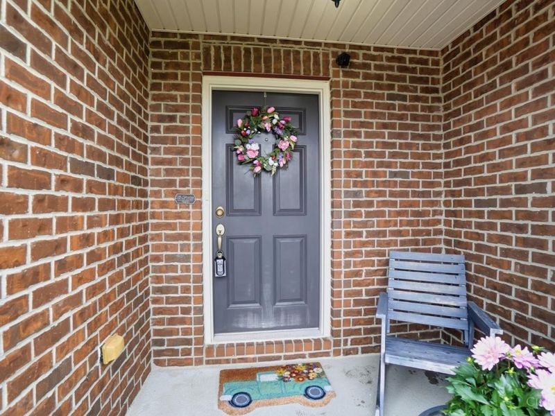 5230 Crested Owl Court, Hamilton Twp, OH 45152 Photo 4