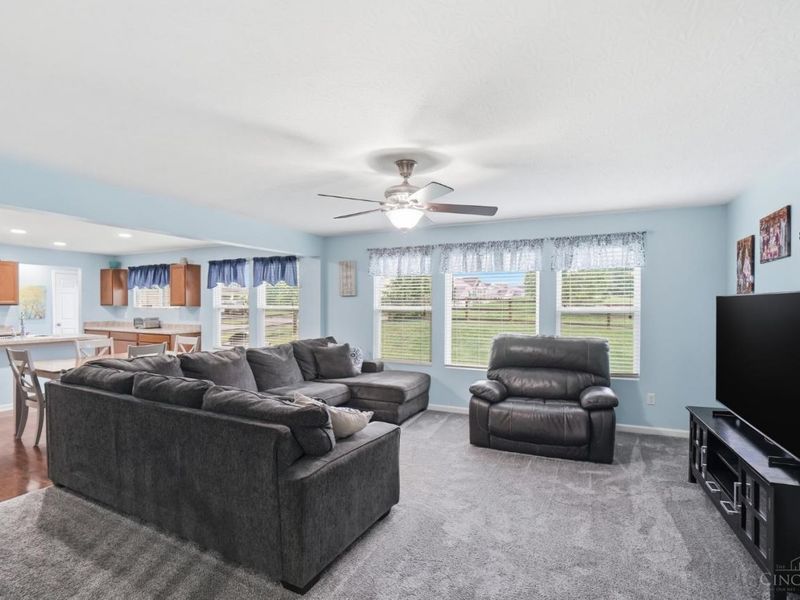5230 Crested Owl Court, Hamilton Twp, OH 45152 Photo 7