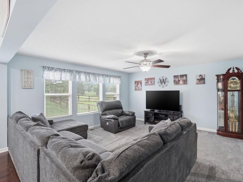 5230 Crested Owl Court, Hamilton Twp, OH 45152 Photo 8
