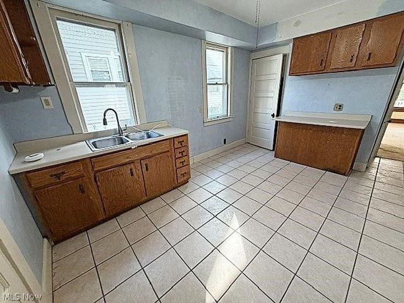 89 Harriman Avenue, Bedford, OH 44146 Photo 4
