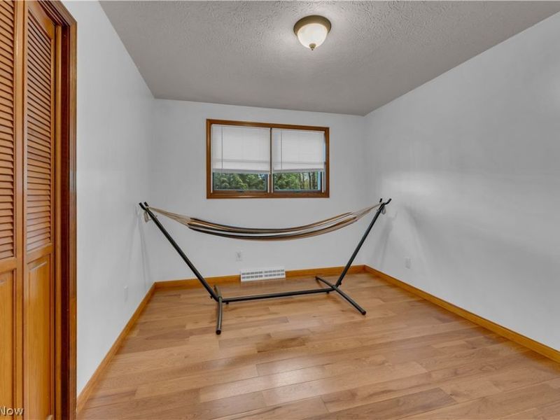 306 S Colonial Drive , Cortland, OH 44410 Photo 17