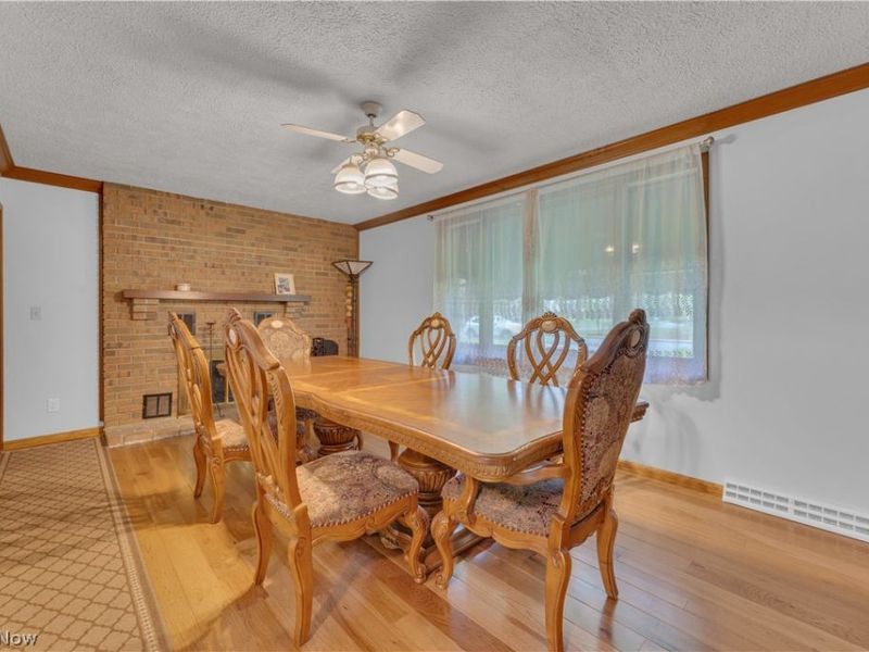 306 S Colonial Drive , Cortland, OH 44410 Photo 25
