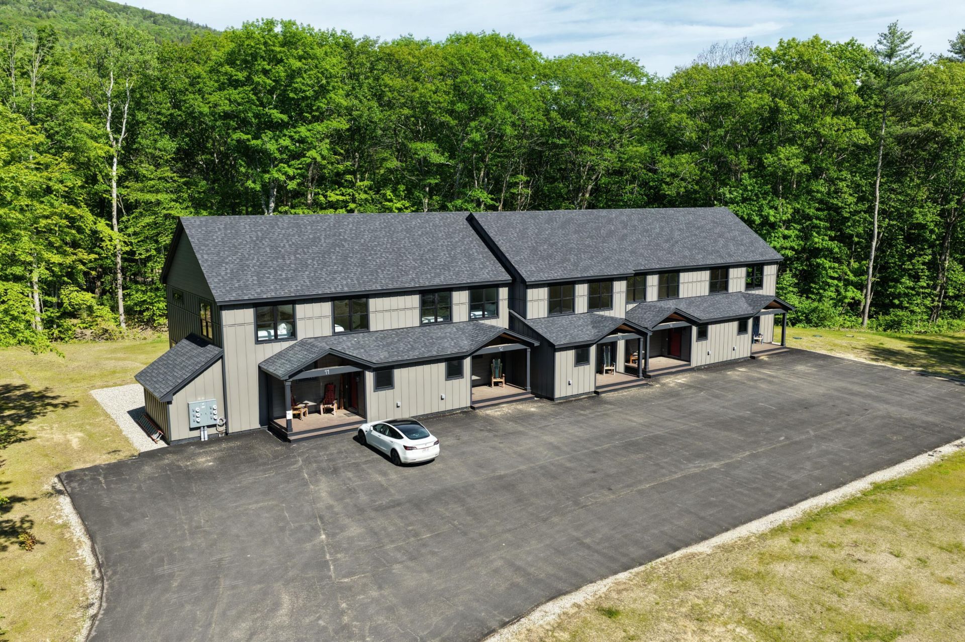 15 Lodgepole Lane, Unit 15, Newry, ME 04261 Main Photo