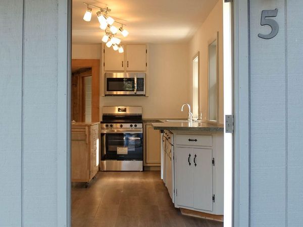 5 Abigail Rock Rd Road, Vinalhaven, ME 04863