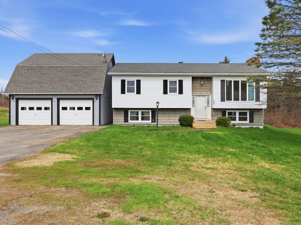 1594 Bangor Road, Clinton, ME 04927