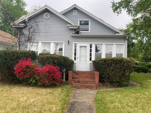 32 Rosemont Boulevard, White Plains, NY 10607