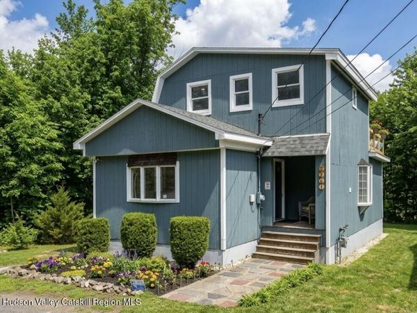 2961 Cottage Place, Hudson, NY 12534