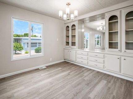 8181 Folsom Blvd #102, Sacramento, CA 95826 Photo