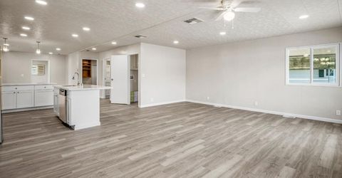 8181 Folsom Blvd #102, Sacramento, CA 95826 Photo