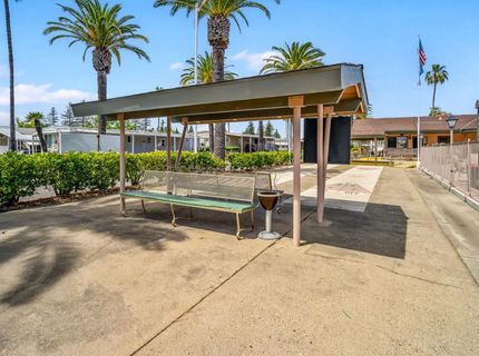 8181 Folsom Blvd #102, Sacramento, CA 95826 Photo