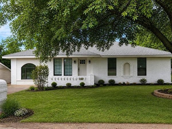 734 Tower Crest Drive, Duncanville, TX 75116