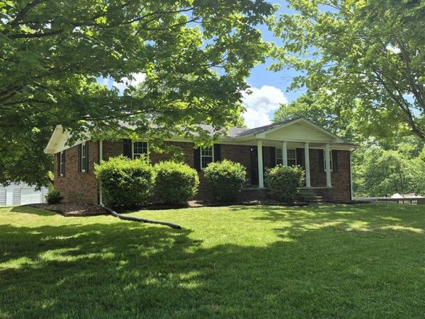 4498 Walnut Creek Road , Scottsville, KY 42164