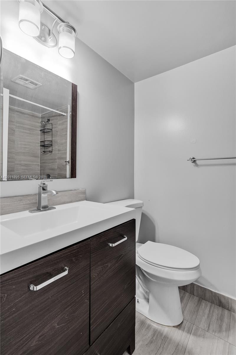 7045 W Sunrise Blvd , Unit 7045, Plantation, FL 33313 Photo
