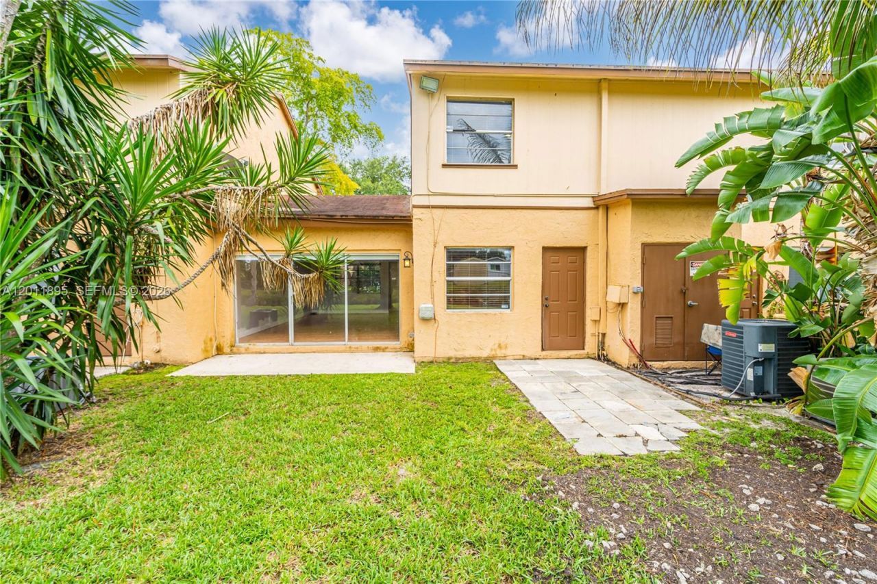 7045 W Sunrise Blvd , Unit 7045, Plantation, FL 33313 Photo