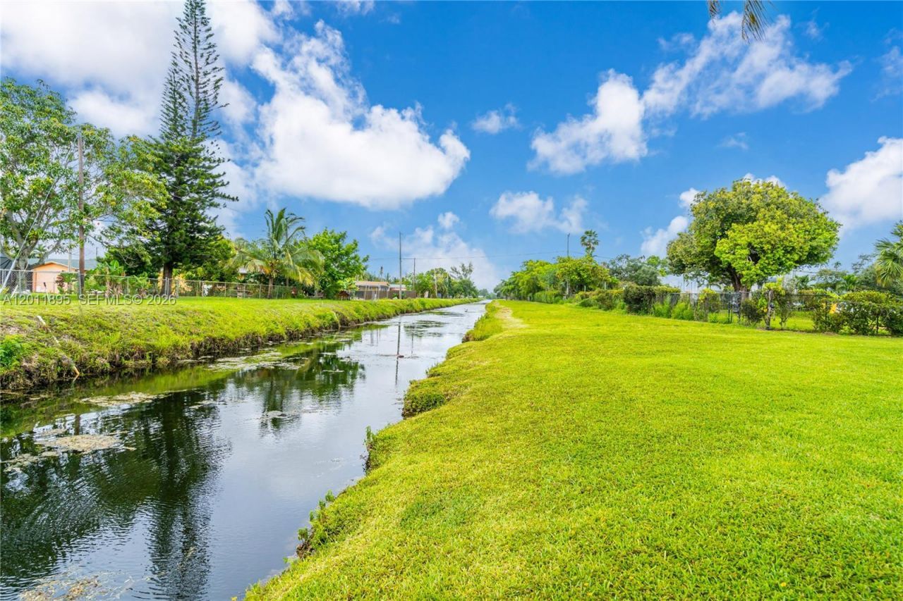 7045 W Sunrise Blvd , Unit 7045, Plantation, FL 33313 Photo