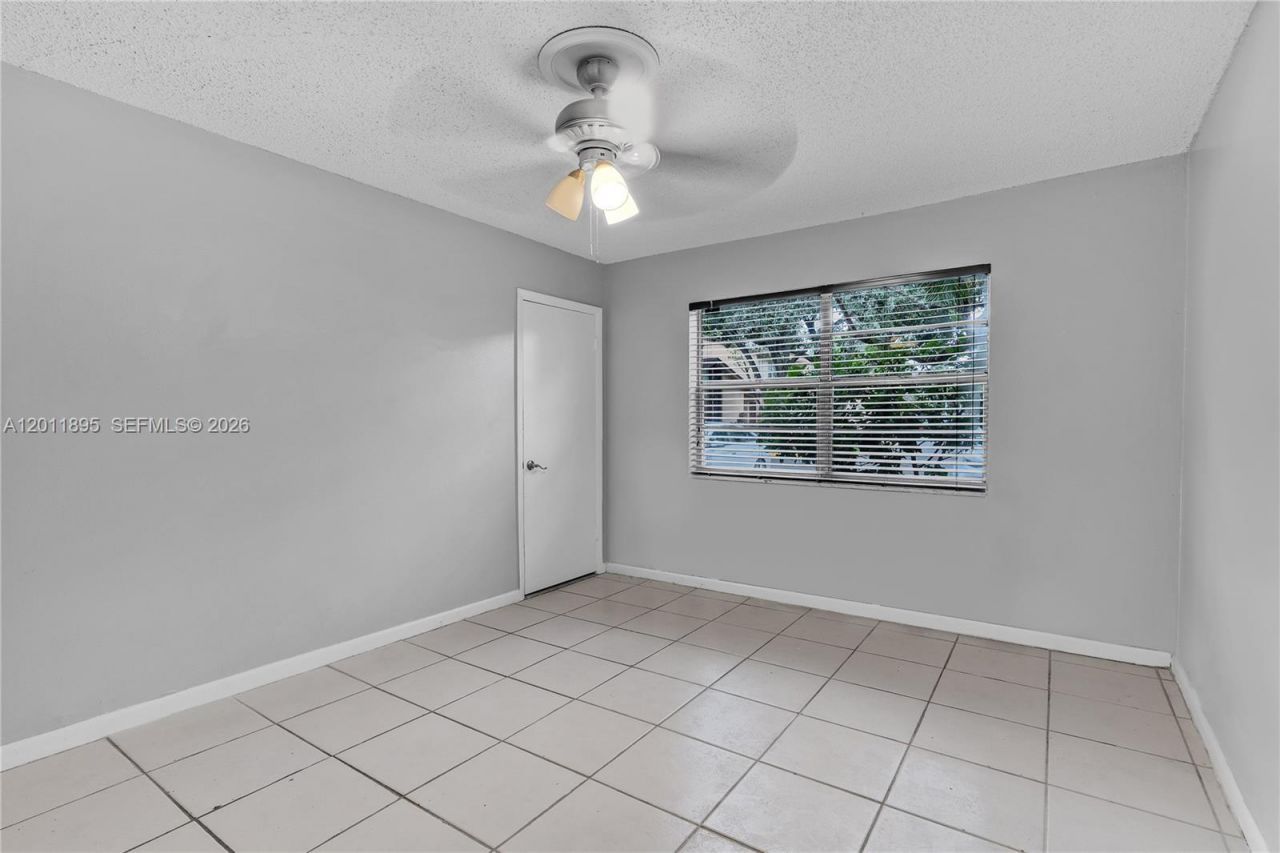 7045 W Sunrise Blvd , Unit 7045, Plantation, FL 33313 Photo