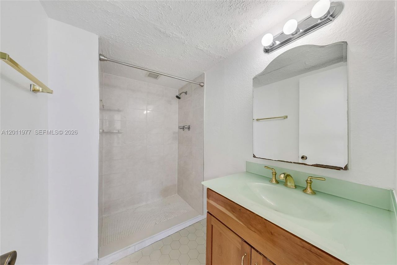 2801 NE 183rd St , Unit 912W, Aventura, FL 33160 Photo