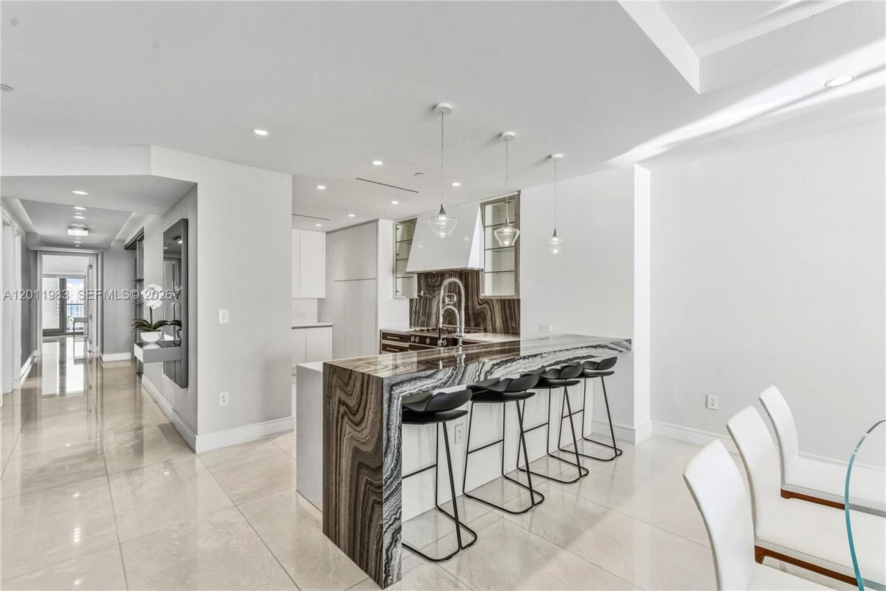 17901 Collins Ave, Unit 1803, Sunny Isles Beach, FL 33160 Photo