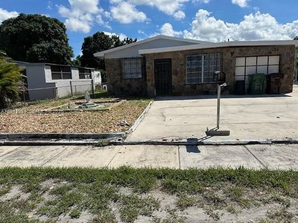 640 E 55th St , Unit Front, Hialeah, FL 33013