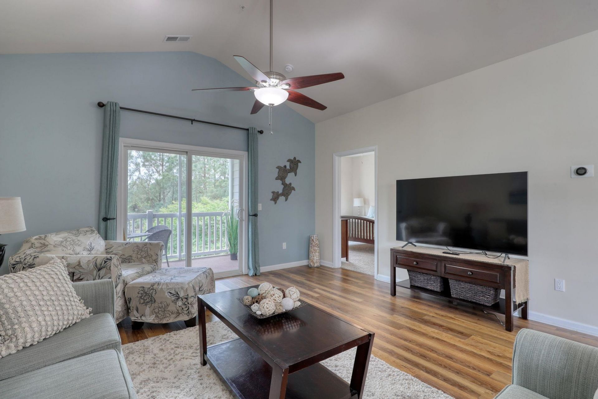 6253 Catalina Dr. Photo 16