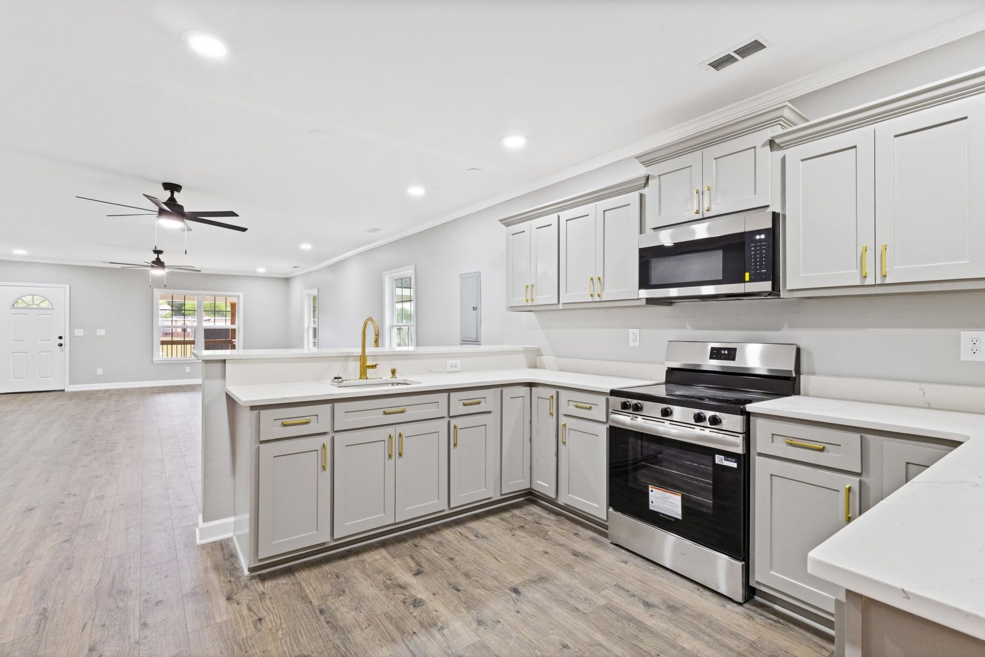 115 Northside Ave.  Photo 31