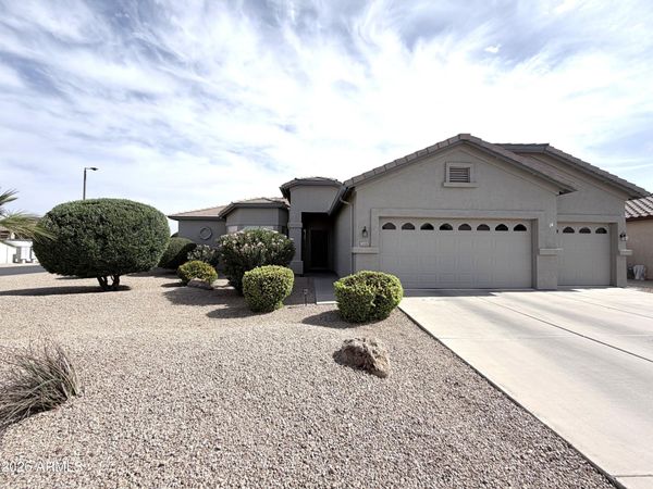 3658 E PEACH TREE Drive, Chandler, AZ 85249