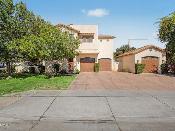 4005 E OSBORN Road, Phoenix, AZ 85018