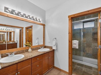 11429 Dolomite Way, Truckee, CA 96161 Photo