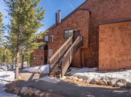 11661 Snowpeak Way, Truckee, CA 96161 Photo