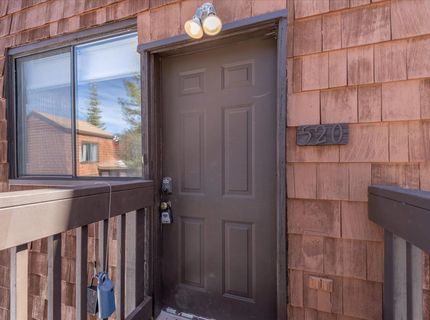 11661 Snowpeak Way, Truckee, CA 96161 Photo