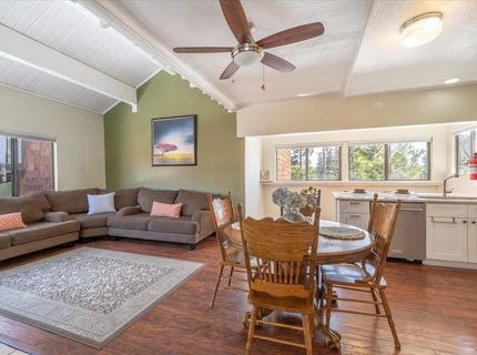 11661 Snowpeak Way, Truckee, CA 96161 Photo