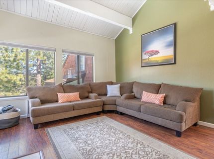 11661 Snowpeak Way, Truckee, CA 96161 Photo