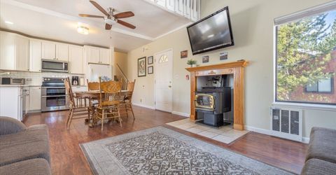 11661 Snowpeak Way, Truckee, CA 96161 Photo