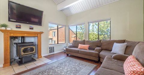 11661 Snowpeak Way, Truckee, CA 96161 Photo