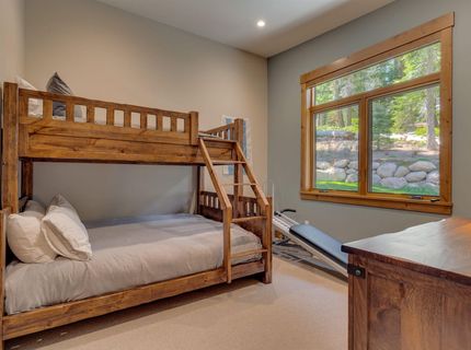 855 Beverly Drive, Carnelian Bay, CA 96140 Photo