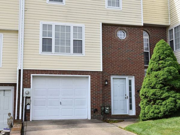 10 Fairway Drive, Delmont, PA 15626